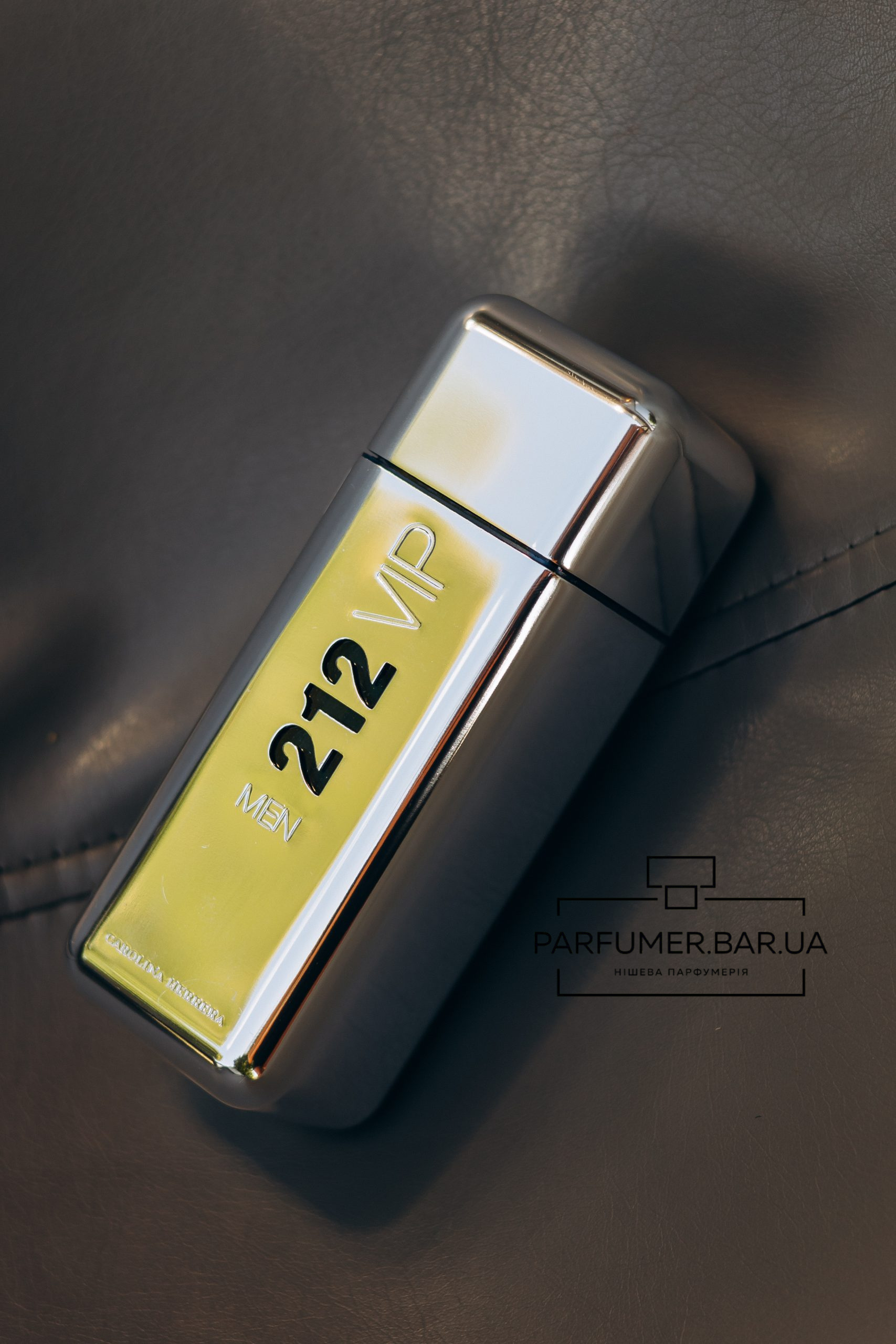 Carolina Herrera 212VIP Men